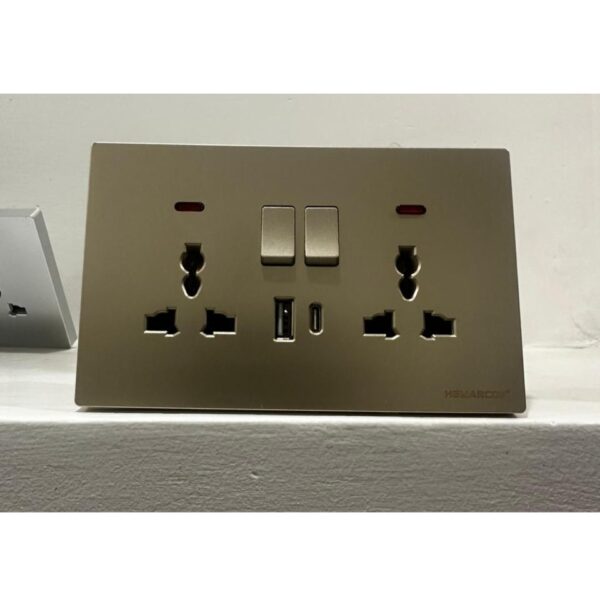 Gold Twin Universal Socket with USB and Type-C